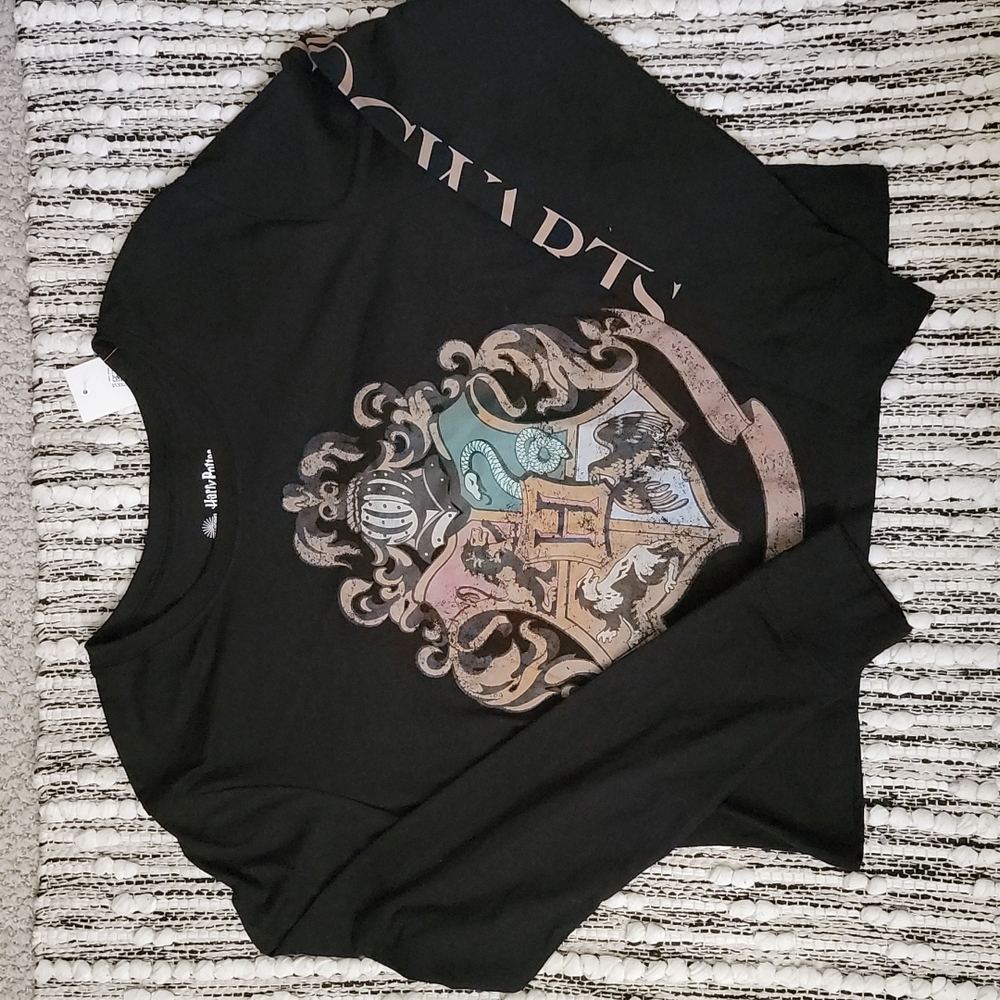 Harry‎ Potter Hogwarts Graphic Tee
